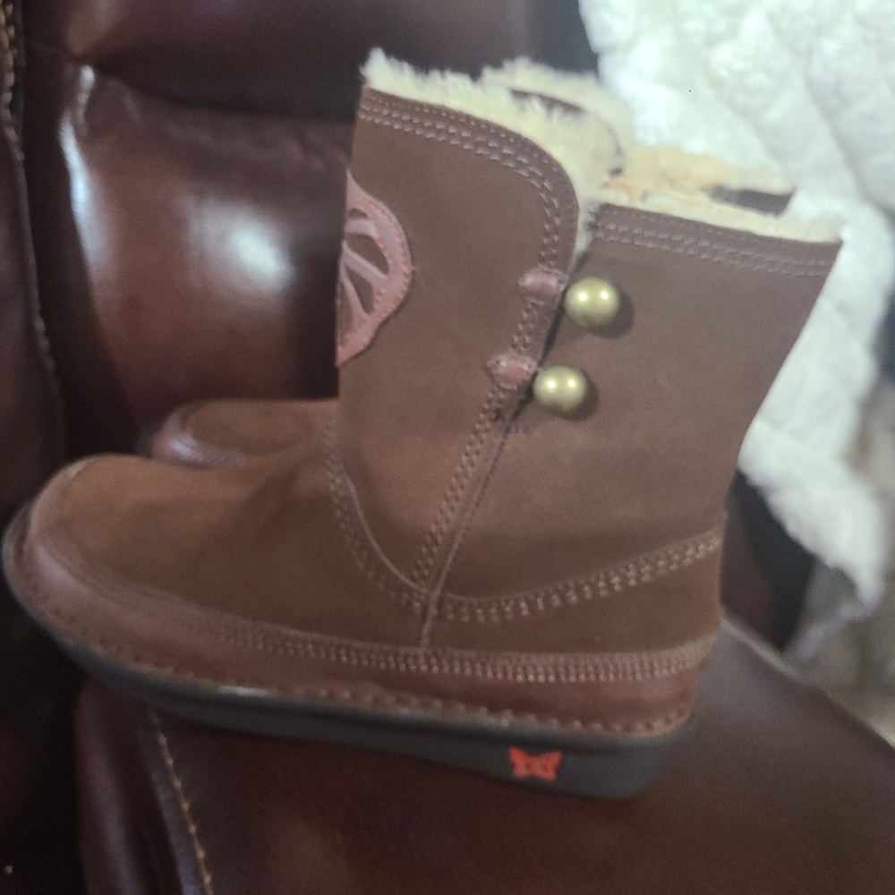 Fur linned Alegria boots